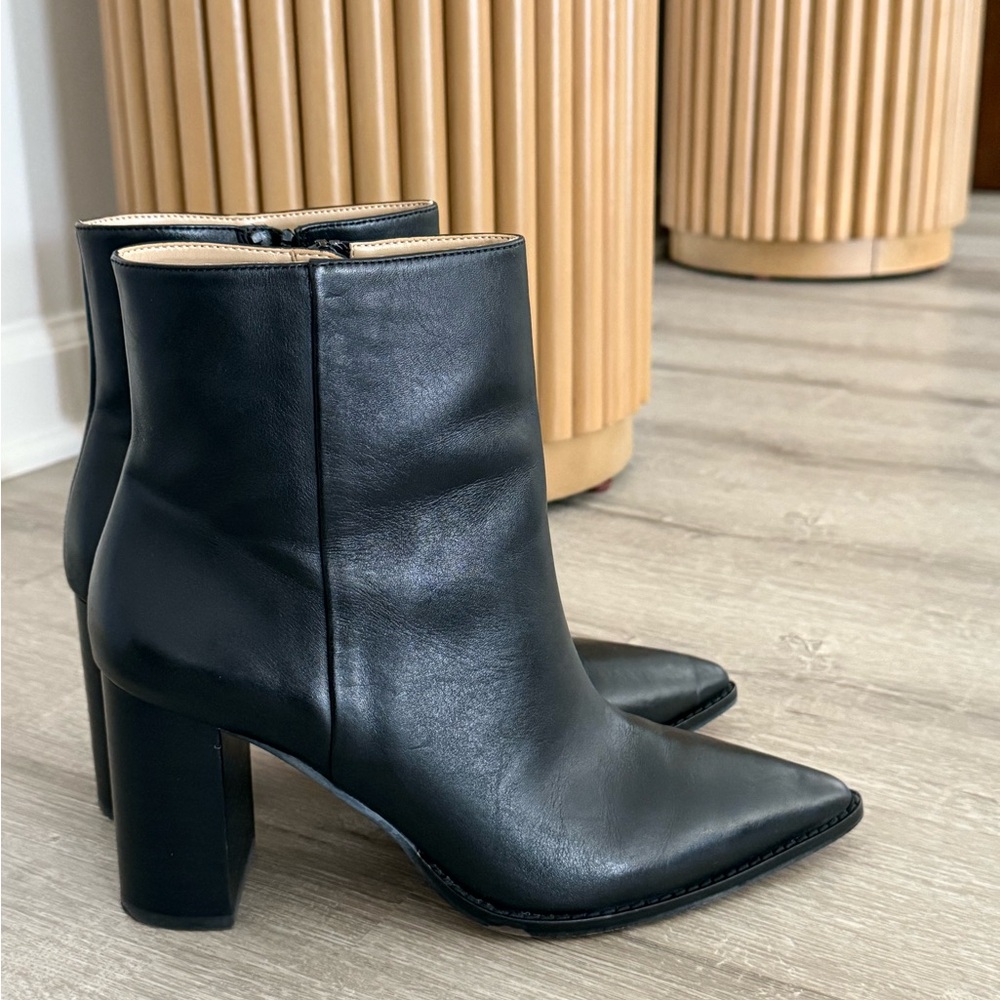 Elegant Black Ankle Boots